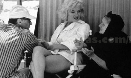 Arthur Miller, Marilyn Monroe & Paula Strassberg (From Marilyn.com)